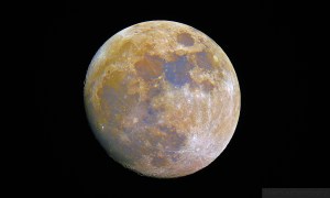 Color Moon