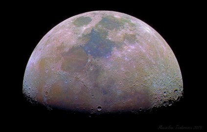 ColorsOfTheMoon.jpg